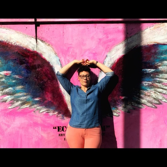 Meet your Posher, Naomi - Picture 5 of 6